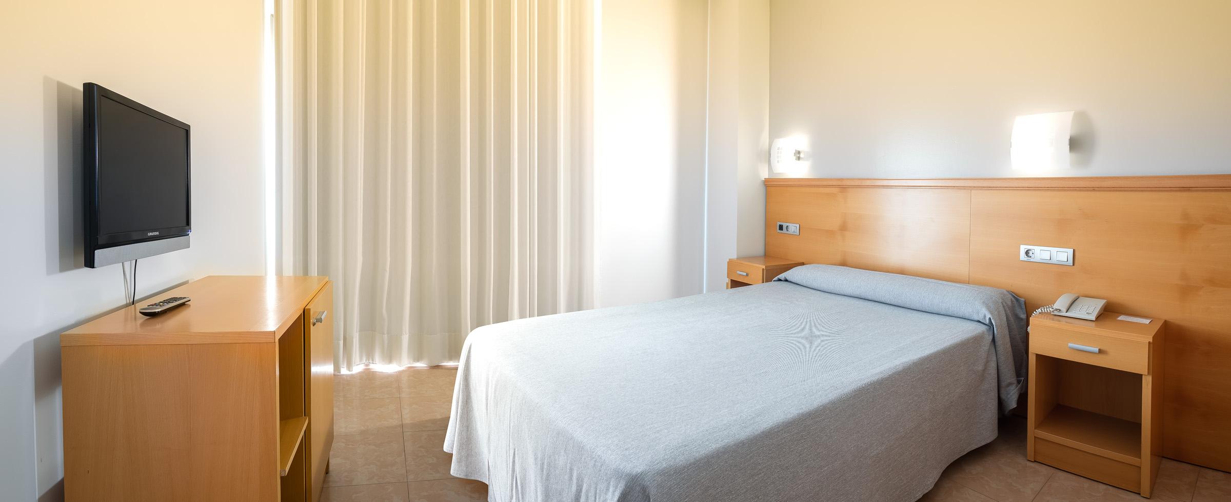 Hotel Rh Gijon & Spa 甘迪亚 外观 照片