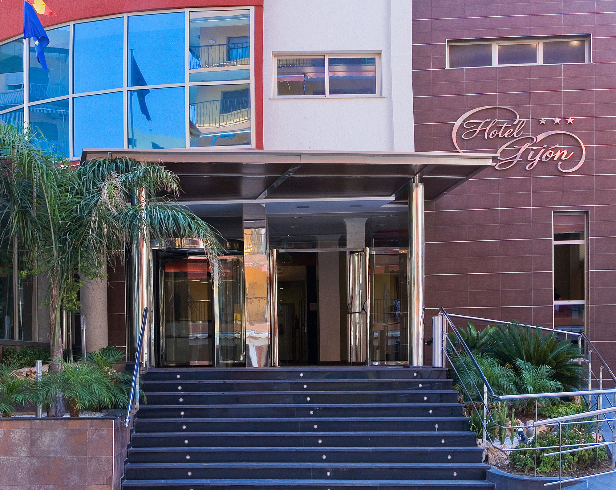 Hotel Rh Gijon & Spa 甘迪亚 外观 照片