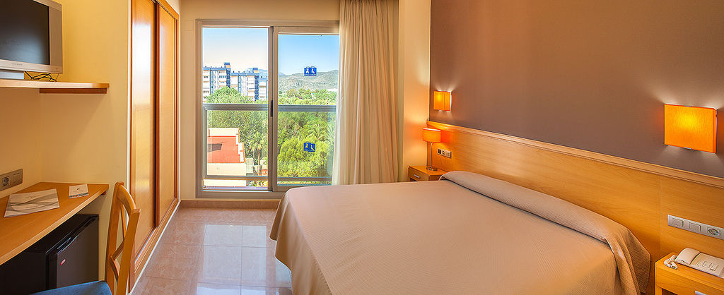 Hotel Rh Gijon & Spa 甘迪亚 外观 照片