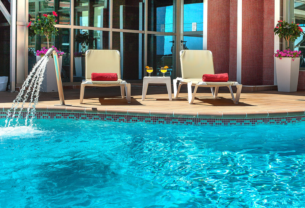 Hotel Rh Gijon & Spa 甘迪亚 外观 照片
